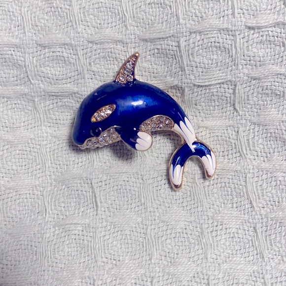 🌷A unique whale brooch. - Picture 2 of 3